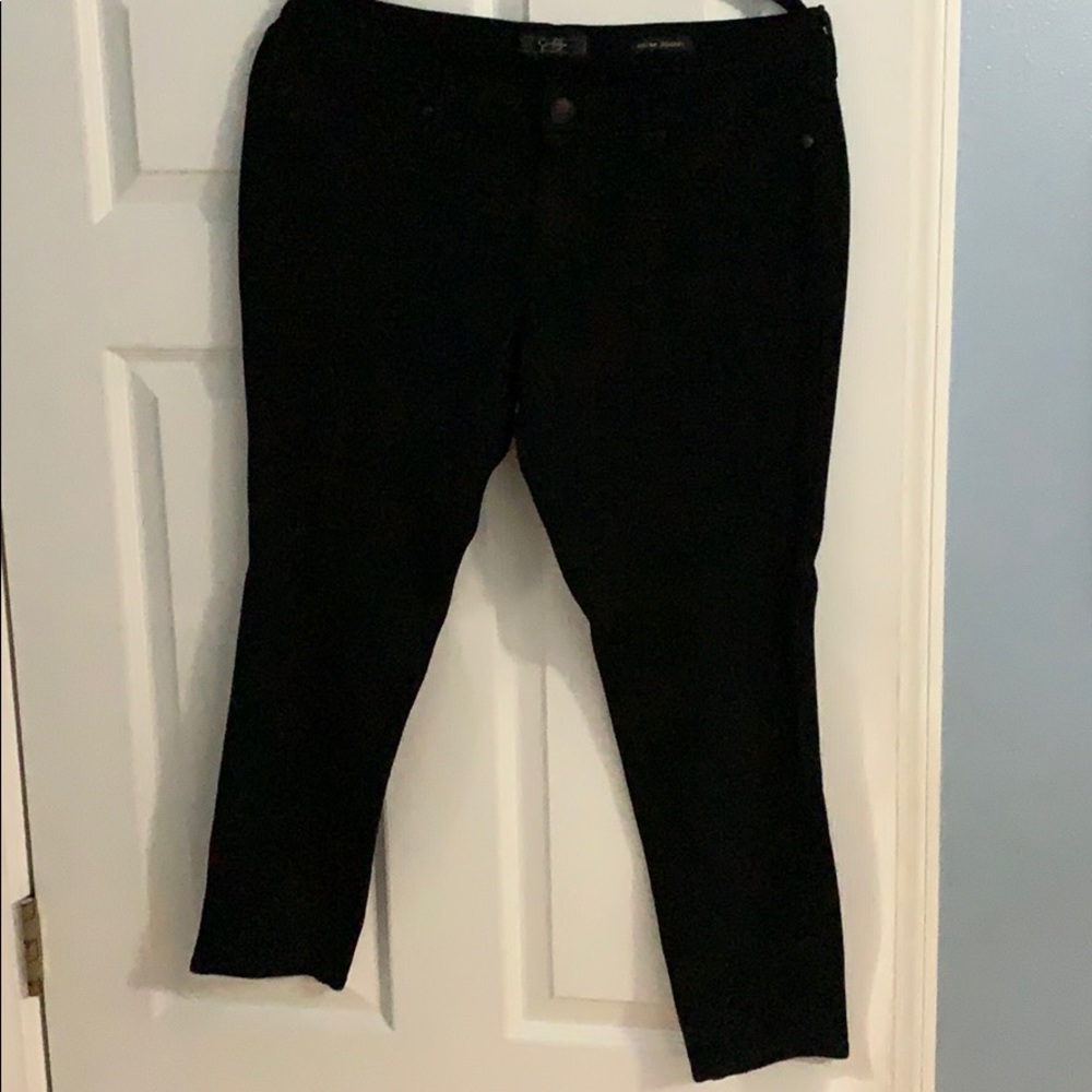 Jessica Simpson KISS Me Jeggings size 32